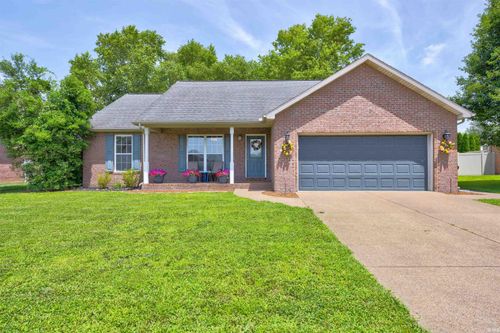 104 Southgate Blvd, Newburgh, IN, 47630-2435 | Card Image
