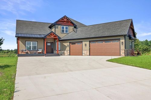 285 Sandstone Street, Slinger, WI, 53086 | Card Image