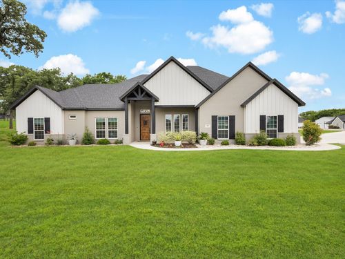 650 Winkler Way, Springtown, TX, 76082-2538 | Card Image
