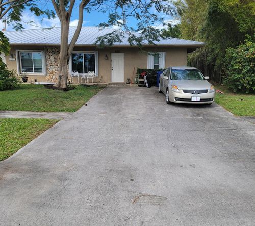 6221 Allen St, Jupiter, FL, 33458-6702 | Card Image