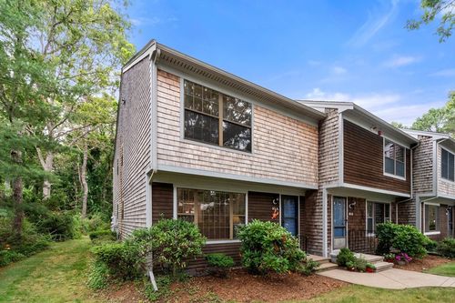 10-195 Falmouth Rd, Mashpee, MA, 02649-2685 | Card Image
