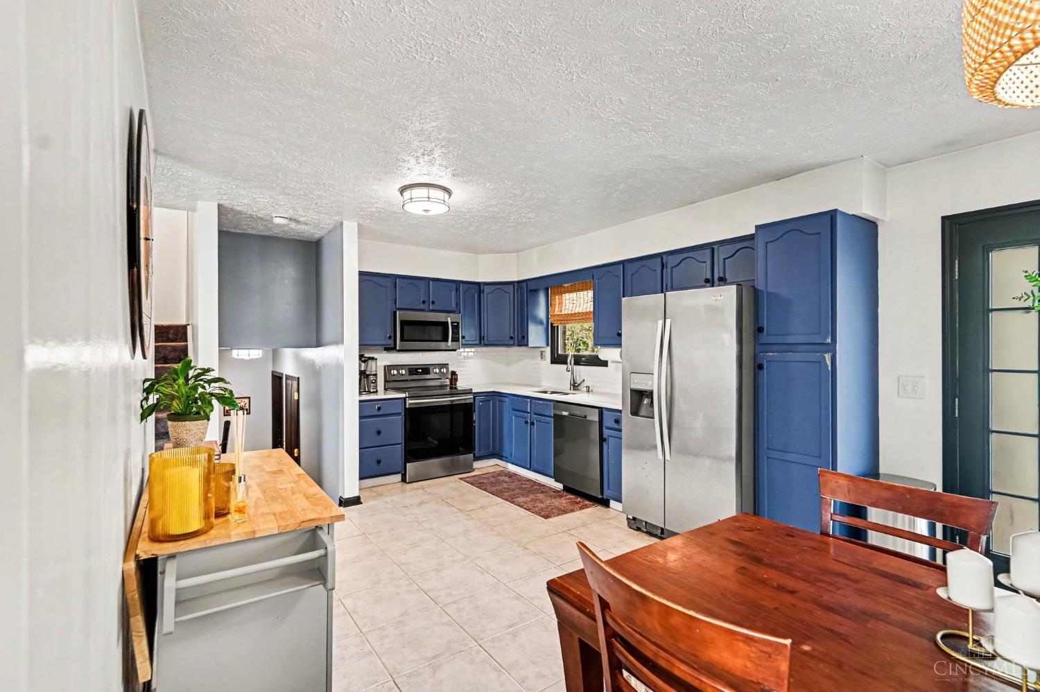 Residential in Fairfield Twp 4