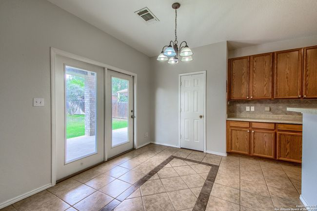 112 Springtree Bnd, House other with 4 bedrooms, 3 bathrooms and null parking in Cibolo TX | Image 12