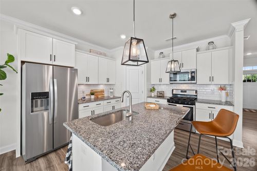 663 Cypress Glen Ln, Lake Wylie, SC, 29710-0806 | Card Image