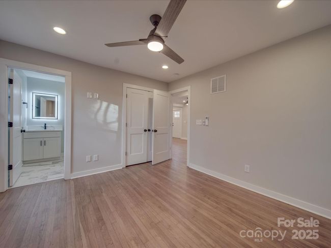 908 Davenport St, House other with 4 bedrooms, 3 bathrooms and null parking in Charlotte NC | Image 12