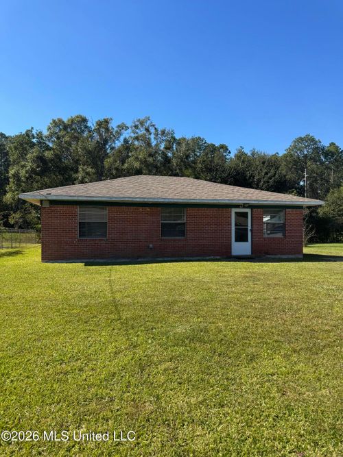 62 Holly Circle, Gulfport, MS, 39501 | Card Image