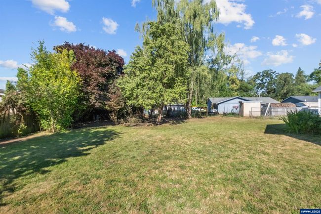 548 Erik Pl, House other with 3 bedrooms, 1 bathrooms and 1 parking in Jefferson OR | Image 35