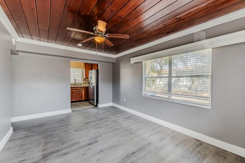 2-112 W 34th St, Riviera Beach, FL, 33404-3005 | Card Image