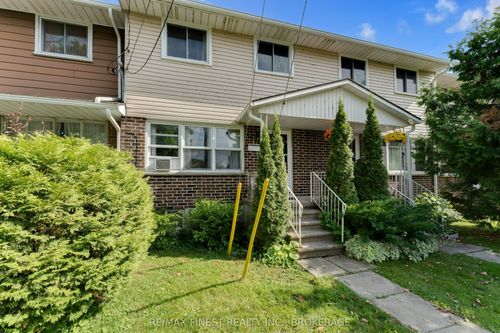 11-23 Addington St, Amherstview, ON, K7N1C6 | Card Image