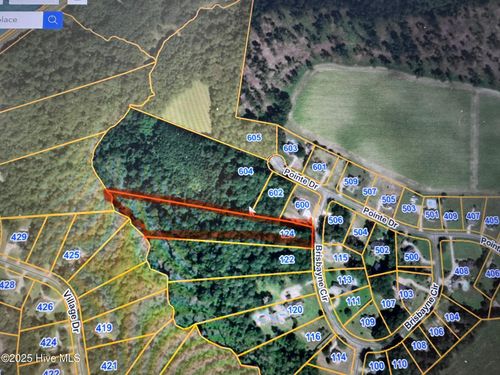 34-124 Brisbayne Cir, La Grange, NC, 28551-7685 | Card Image