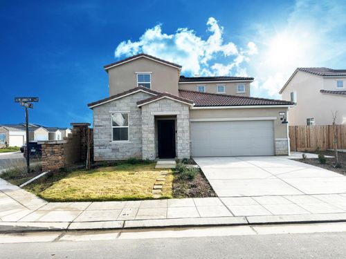 1757 Klamath Rd S, Madera, CA, 93636-9910 | Card Image