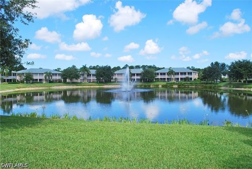 b-558 Vintage Reserve Ln, NAPLES, FL, 34119-1377 | Card Image