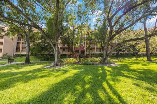 unit-304-3078 Eastland Blvd, CLEARWATER, FL, 33761-4148 | Card Image