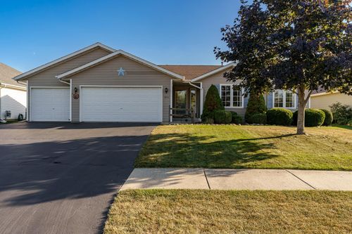 3045 Derbyshire Dr, Machesney Park, IL, 61115-7607 | Card Image