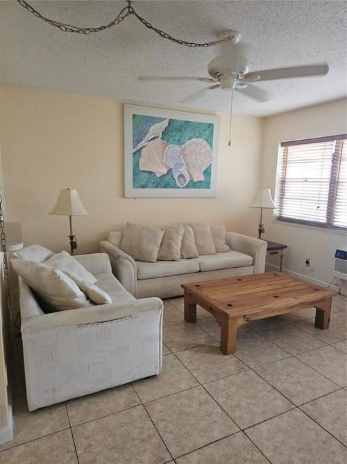 103-103 Salisbury E, West Palm Beach, FL, 33417-1954 | Card Image