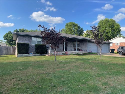 1218 Laura Ave, Berryville, AR, 72616-3737 | Card Image