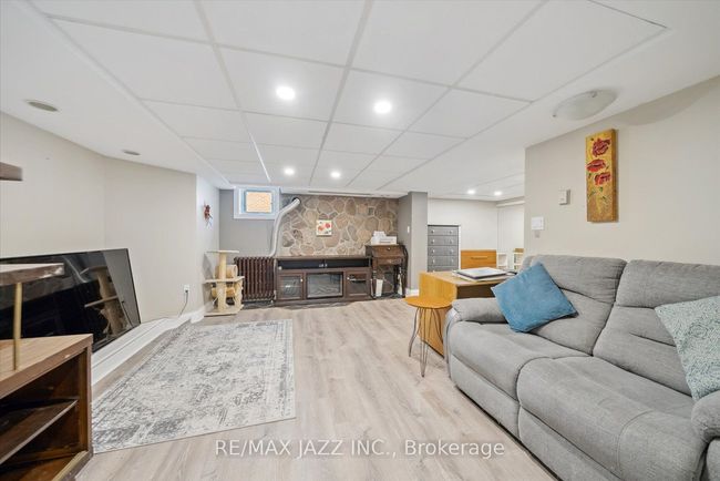 649 Masson St, House other with 3 bedrooms, 2 bathrooms and 3 parking in Oshawa ON | Image 26