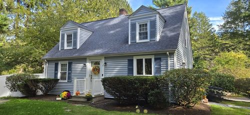 319 Taunton St, Wrentham, MA, 02093-1377 | Card Image