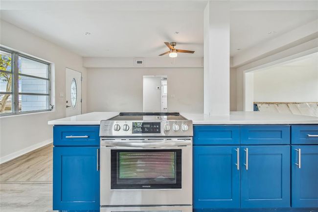 14067 W Parsley Drive, House other with 2 bedrooms, 2 bathrooms and null parking in MADEIRA BEACH FL | Image 8