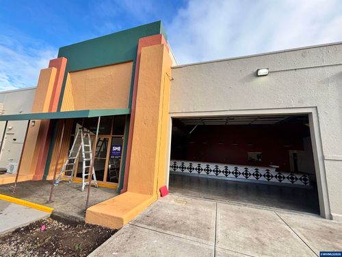 140-576 Patterson (Ste 140) St Nw, Salem, OR, 97304 | Card Image