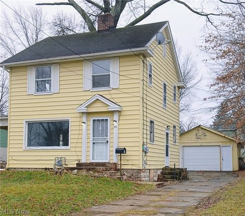 39 Hilton Ave, Youngstown, OH, 44507-2003 | Card Image