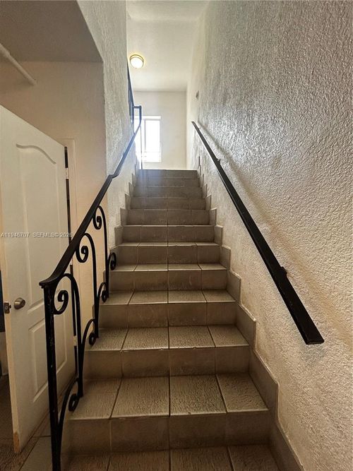 apt-206-820 Euclid Ave, Miami Beach, FL, 33139-0814 | Card Image