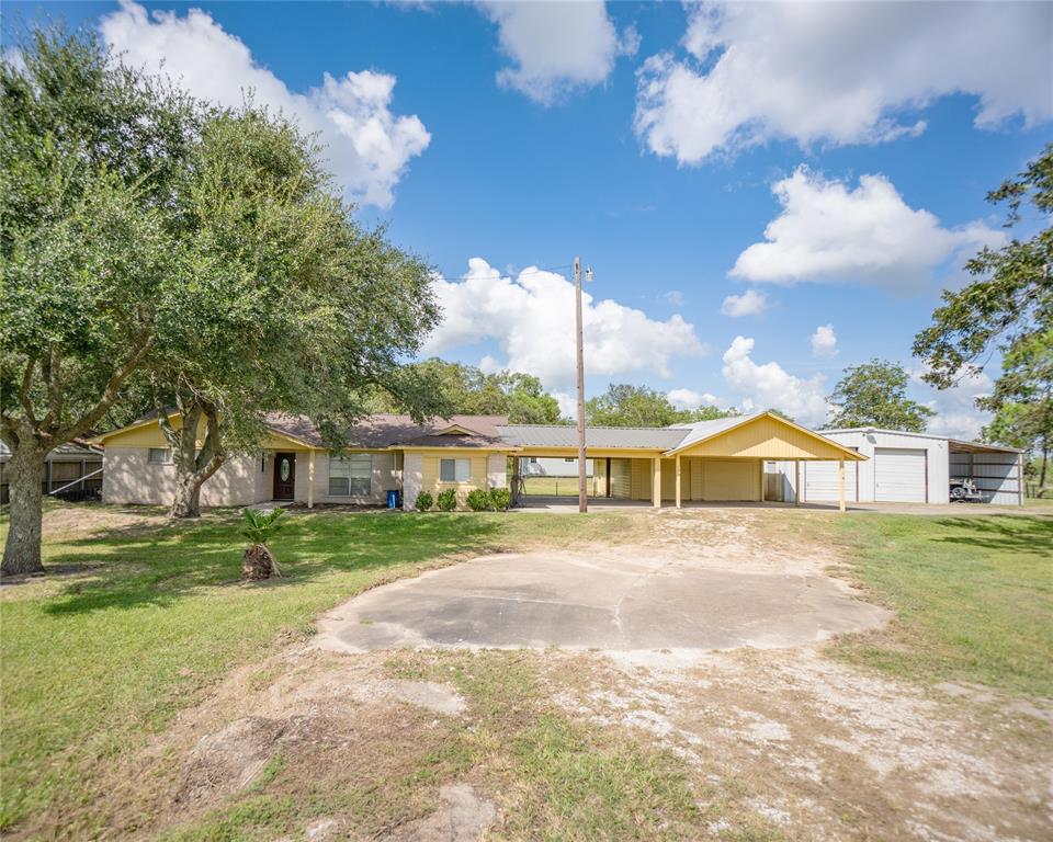 County Road 166 , Bay City, TX 77414