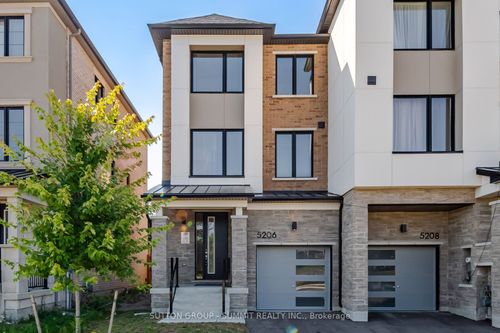 5206 Viola Desmond Dr, Mississauga, ON, L5M2S7 | Card Image