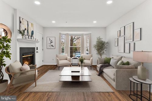 apt-101-1520 Northern Neck Dr, VIENNA, VA, 22182-5540 | Card Image