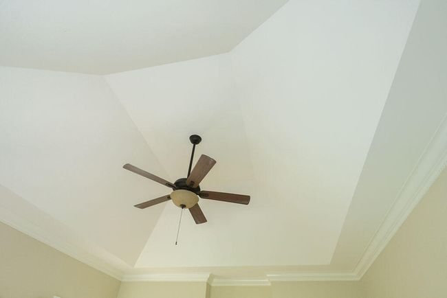 Trey ceiling in primary bedroom. | Image 44