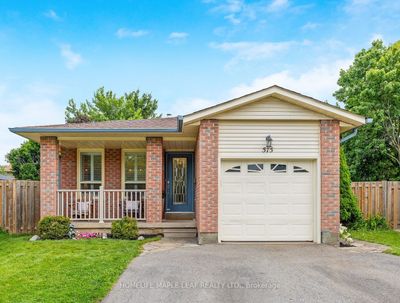 575 Hayward Cres, House other with 3 bedrooms, 2 bathrooms and 3 parking in Milton ON | Image 1