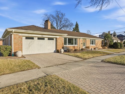 1201 S Knight Ave, Park Ridge, IL, 60068-5029 | Card Image