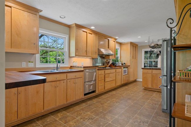 2037 Middle Bridge Rd, House other with 4 bedrooms, 5 bathrooms and null parking in Bowling Green KY | Image 29