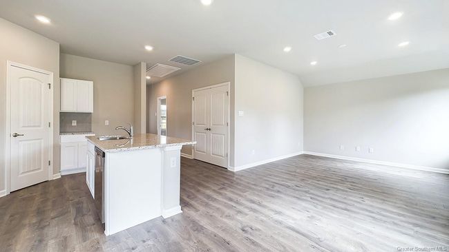 4008 N Savannah Lakes Dr, House other with 2 bedrooms, 2 bathrooms and null parking in Lake Charles LA | Image 8