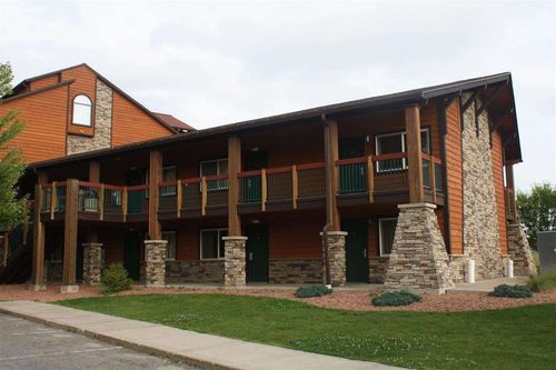 7104-2504 River Rd, Wisconsin Dells, WI, 53965-9062 | Card Image