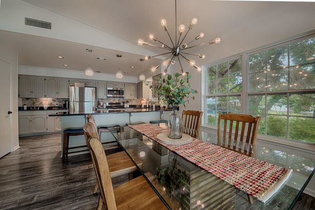 2814 Lakeview Ln, House other with 4 bedrooms, 3 bathrooms and null parking in Granite Shoals TX | Image 5