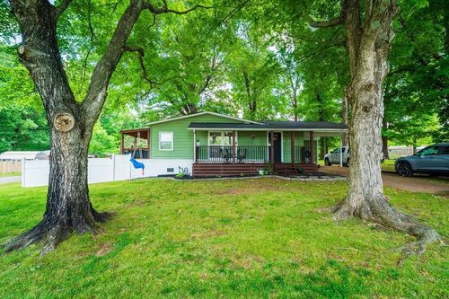 901 Glendale Ave, Muscle Shoals, AL, 35661 | Card Image