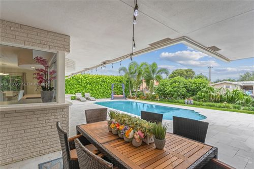0-1424 Ne 53rd Ct, Fort Lauderdale, FL, 33334-4951 | Card Image