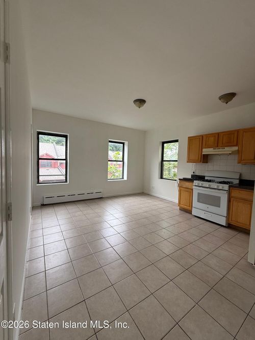 2-488 Jersey St, Staten Island, NY, 10301-2911 | Card Image
