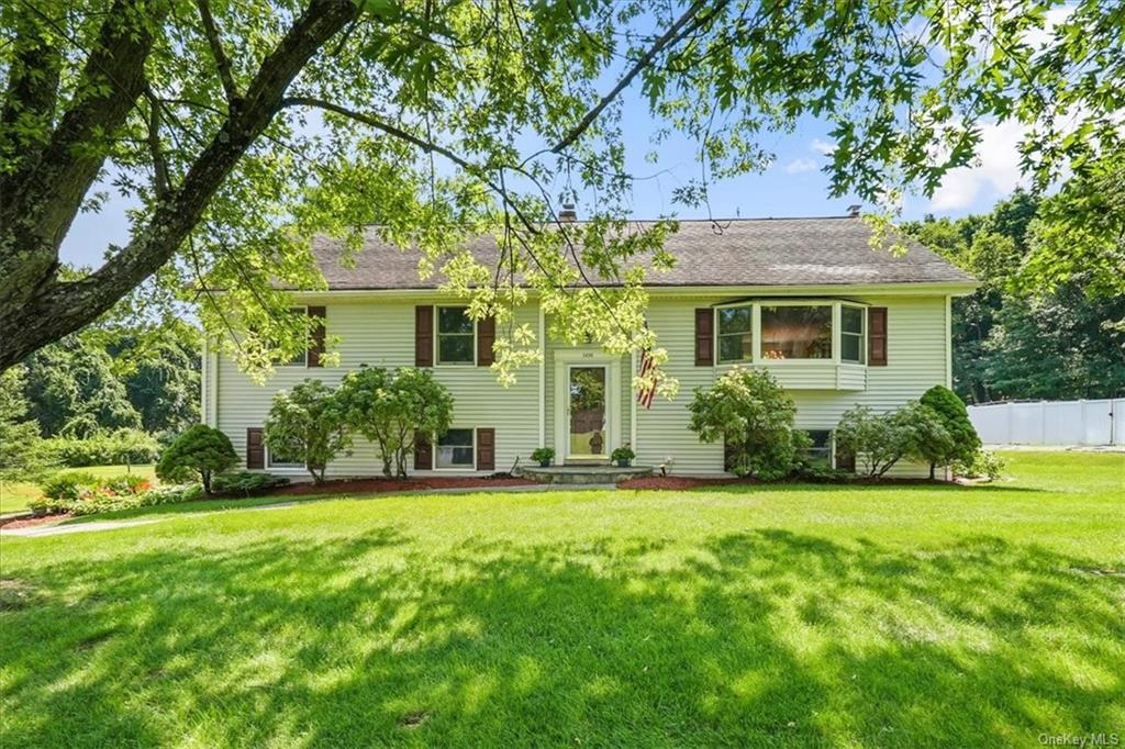 Indiana Ave, Yorktown Heights, NY 10598
