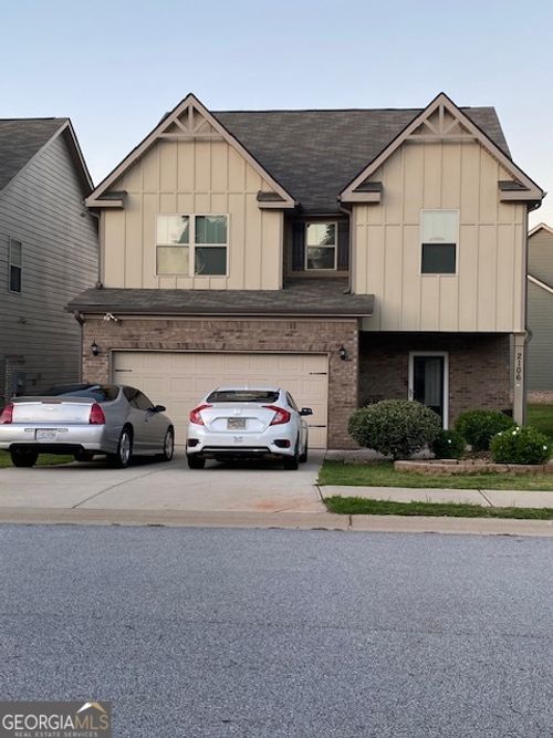 2106 Bridgewater Pass, Hampton, GA, 30228-3660 | Card Image