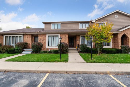 11131 Riverbend Court, Perrysburg, OH, 43551 | Card Image