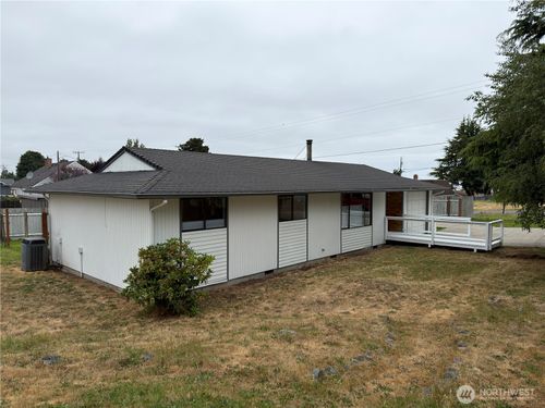 826 N Beech St, Port Angeles, WA, 98362-9021 | Card Image