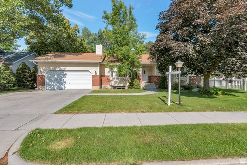 1561 1525, Logan, UT, 84341-2989 | Card Image