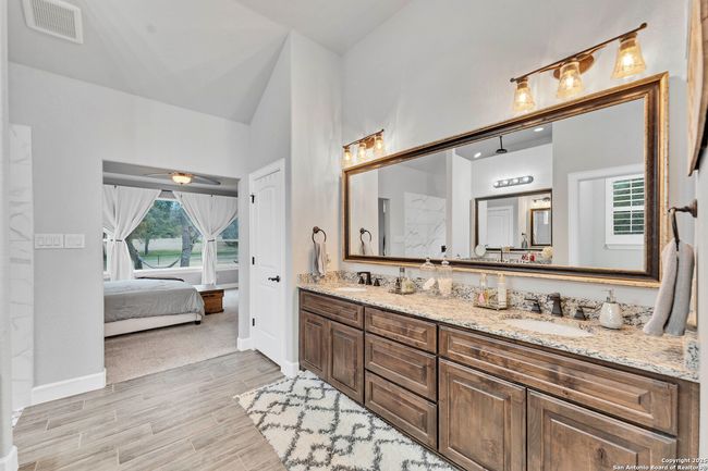 1033 Mystic Shores Blvd, House other with 5 bedrooms, 4 bathrooms and null parking in Spring Branch TX | Image 24