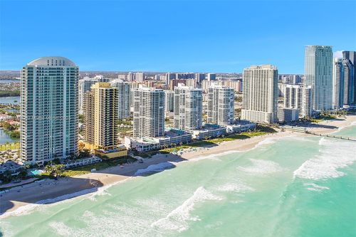 apt-902-16275 Collins Ave, Sunny Isles Beach, FL, 33160-4328 | Card Image