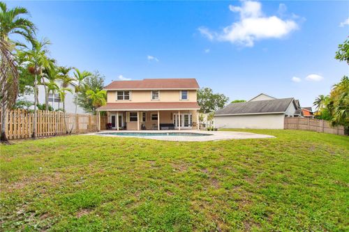 1051 Sw 95th Ter, Pembroke Pines, FL, 33025-3669 | Card Image