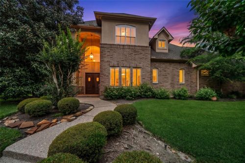 21 Wedgewood Dr W, Montgomery, TX, 77356-8369 | Card Image