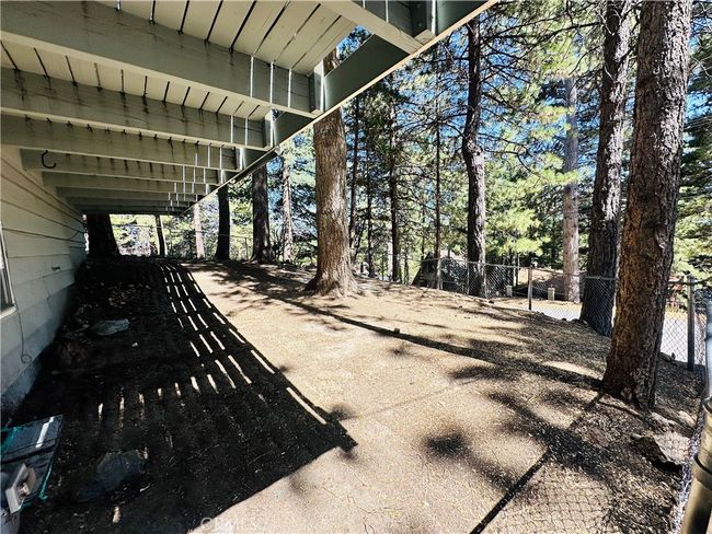 31506 Circle View Dr, House other with 4 bedrooms, 3 bathrooms and 4 parking in Running Springs CA | Image 5