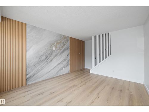 84 Willowdale Pl Nw, Edmonton, AB, T5T1Z4 | Card Image